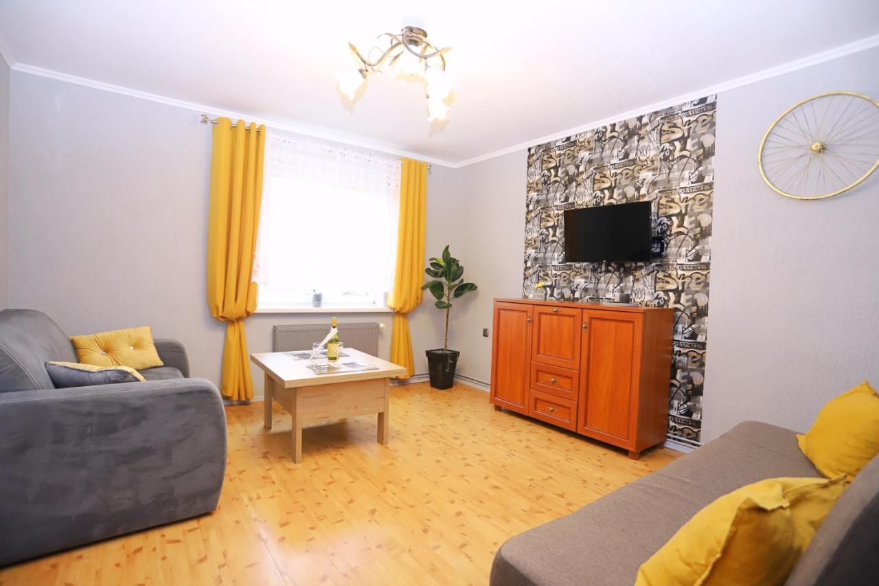 Апартаменти Apartament Rowerlovy Валбжих Екстер'єр фото
